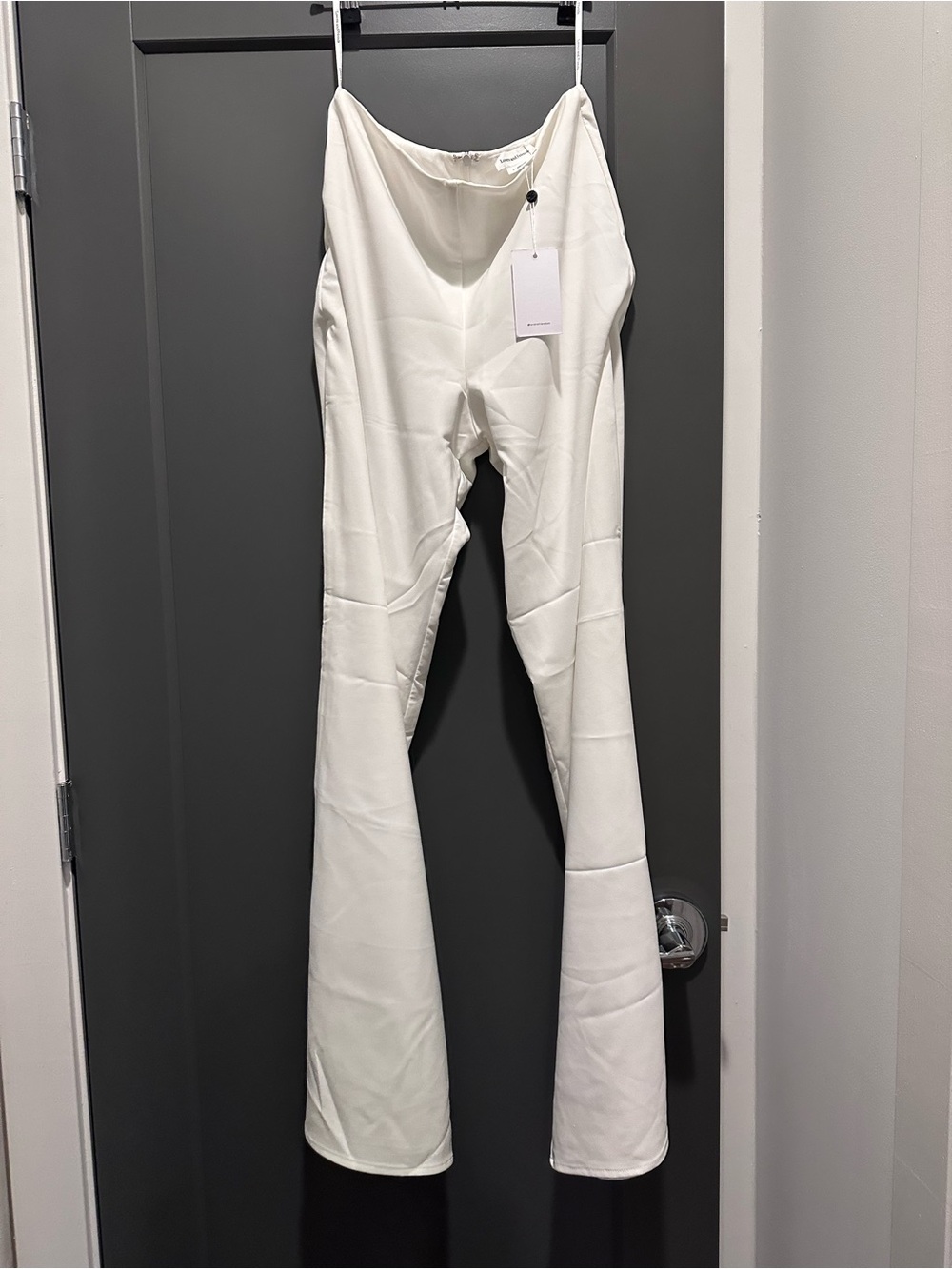 New! Never worn! Lovers + Friends White High Slit PantsShirt